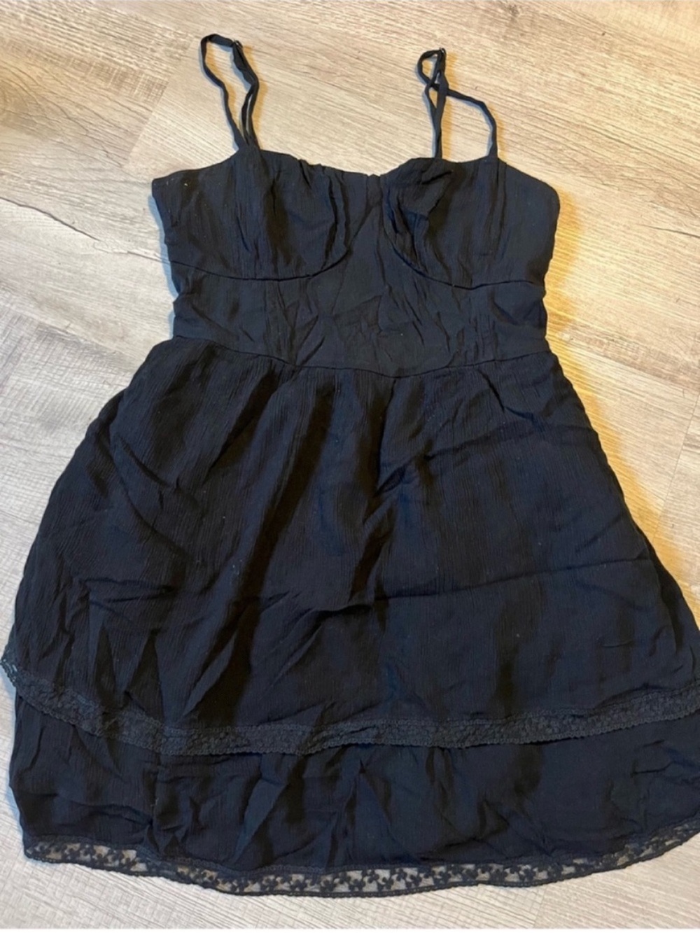 Hollister dress black
Still in good shape